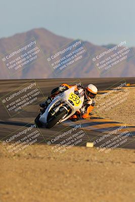 media/Dec-16-2023-CVMA (Sat) [[bb38a358a2]]/Race 13 Amateur Supersport Middleweight/